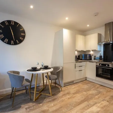 Stylish Modern Bristol