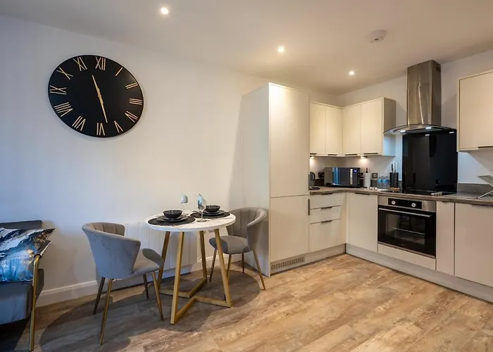 Stylish Modern Bristol